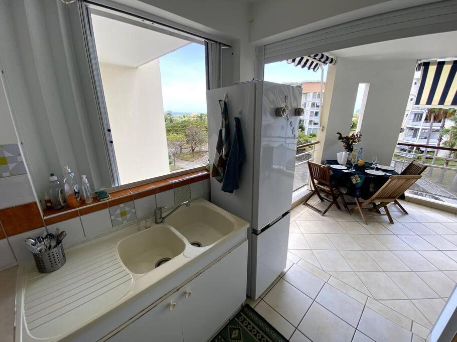 Appartement - Vue Mer Et Montagne Sainte-Luce Exterior foto